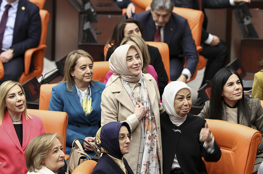 Meclis Genel Kurulu seçim arası verdi Meclis Genel Kurulu seçim arası verdi