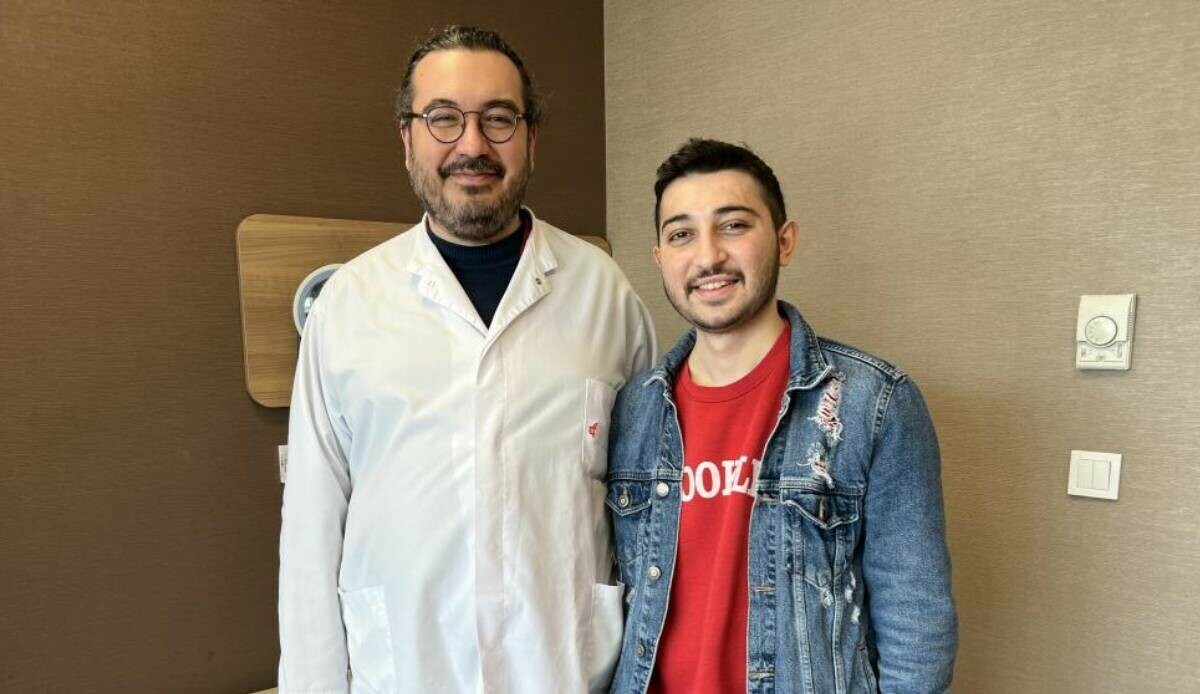 İşe girmek için sağlık raporu aldı, kanser olduğunu öğrendi: Erken teşhisle hayata tutundu İşe girmek için sağlık raporu aldı, kanser olduğunu öğrendi: Erken teşhisle hayata tutundu