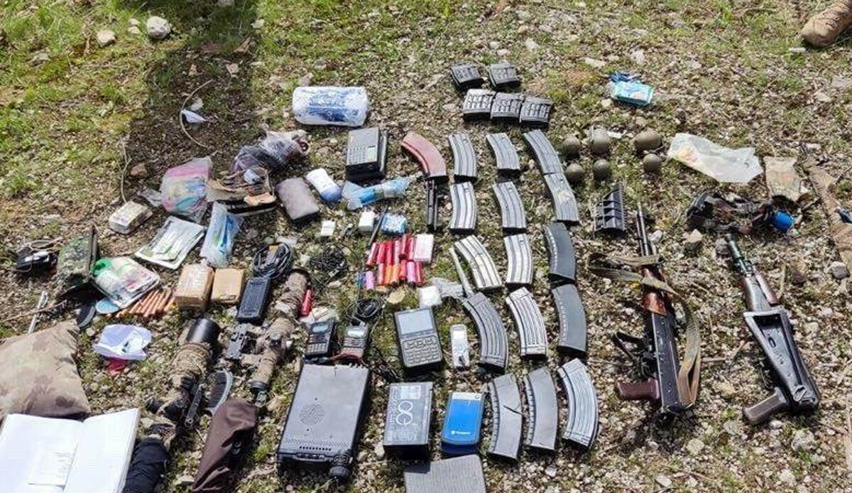 Son dakika! MSB duyurdu: 3 terörist etkisiz hale getirildi, çok sayıda mühimmat ele geçirildi