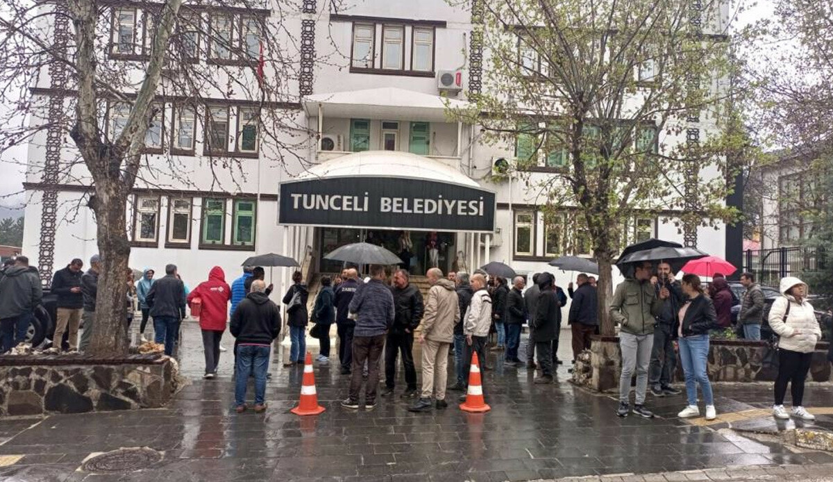 Son dakika: Bingöl'de 4.5 büyüklüğünde deprem! (AFAD son depremler)