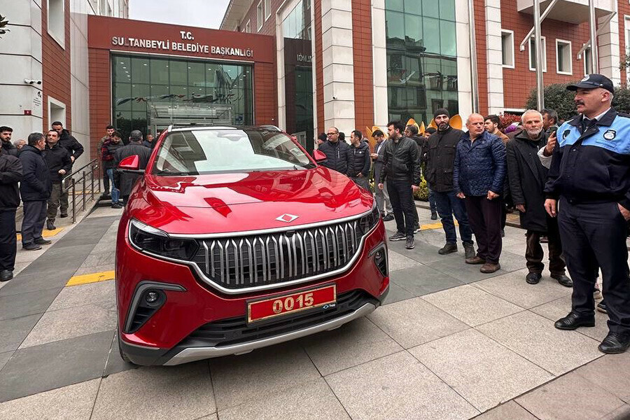 Mercedes'in tahtı sona eriyor: Togg ilk defa makam aracı oldu