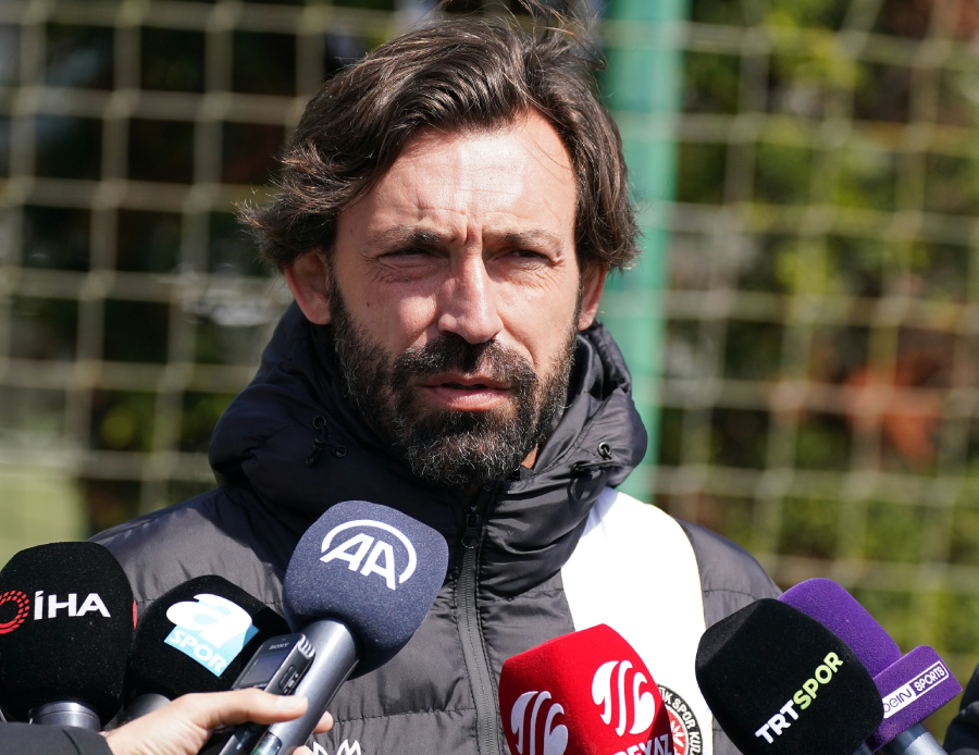 Pirlo'dan Fenerbahçe açıklaması: Kızgın ve sinirli Pirlo'dan Fenerbahçe açıklaması: Kızgın ve sinirli
