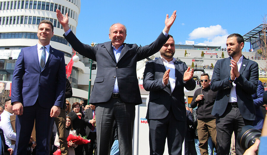 Muharrem İnce ilk mitinginde CHP'ye yüklendi: Listeyi görünce dudaklarınız uçuklayacak Muharrem İnce ilk mitinginde CHP'ye yüklendi: Listeyi görünce dudaklarınız uçuklayacak