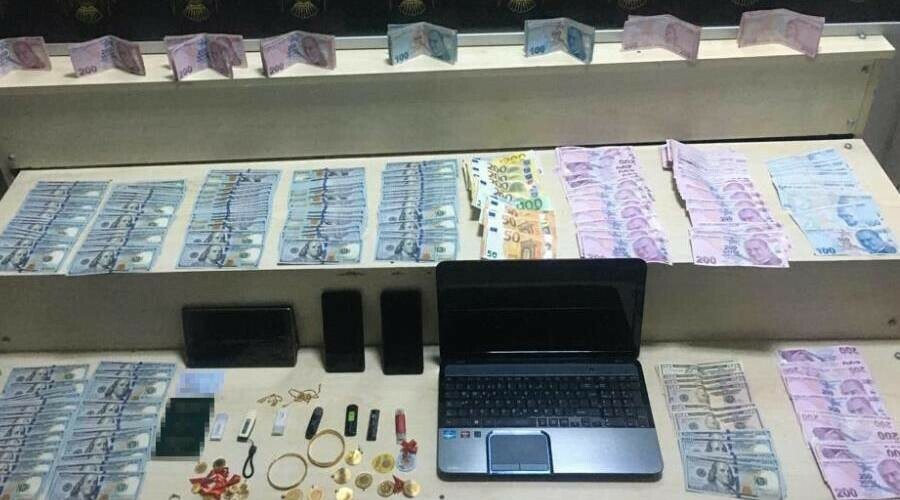 3 yıldır firariydi… FETÖ’nün mahrem sorumlusunun evinden servet çıktı