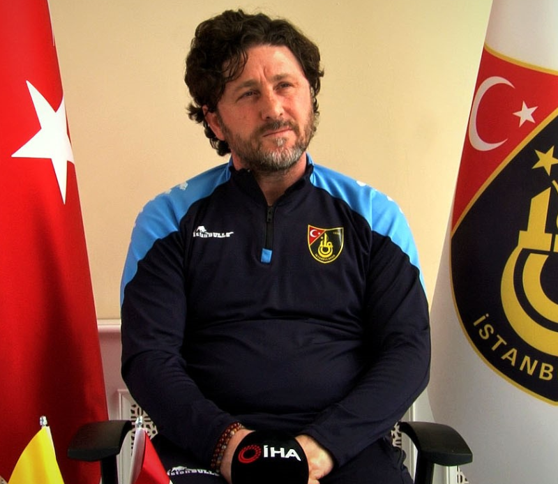 Fatih Tekke'den Trabzonspor açıklaması! Teknik direktör olarak geri dönecek iddiası gündemi salladı Fatih Tekke'den Trabzonspor açıklaması! Teknik direktör olarak geri dönecek iddiası gündemi salladı