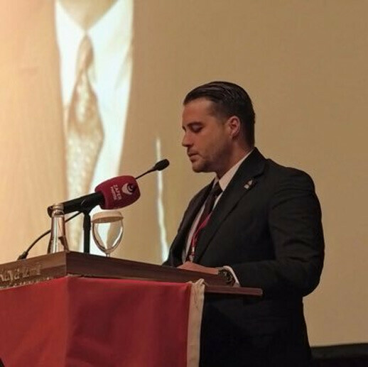 Zafer Partisi'nde üst düzey istifa! Özdağ'ın başdanışmanı zehir zemberek sözlerle bıraktı