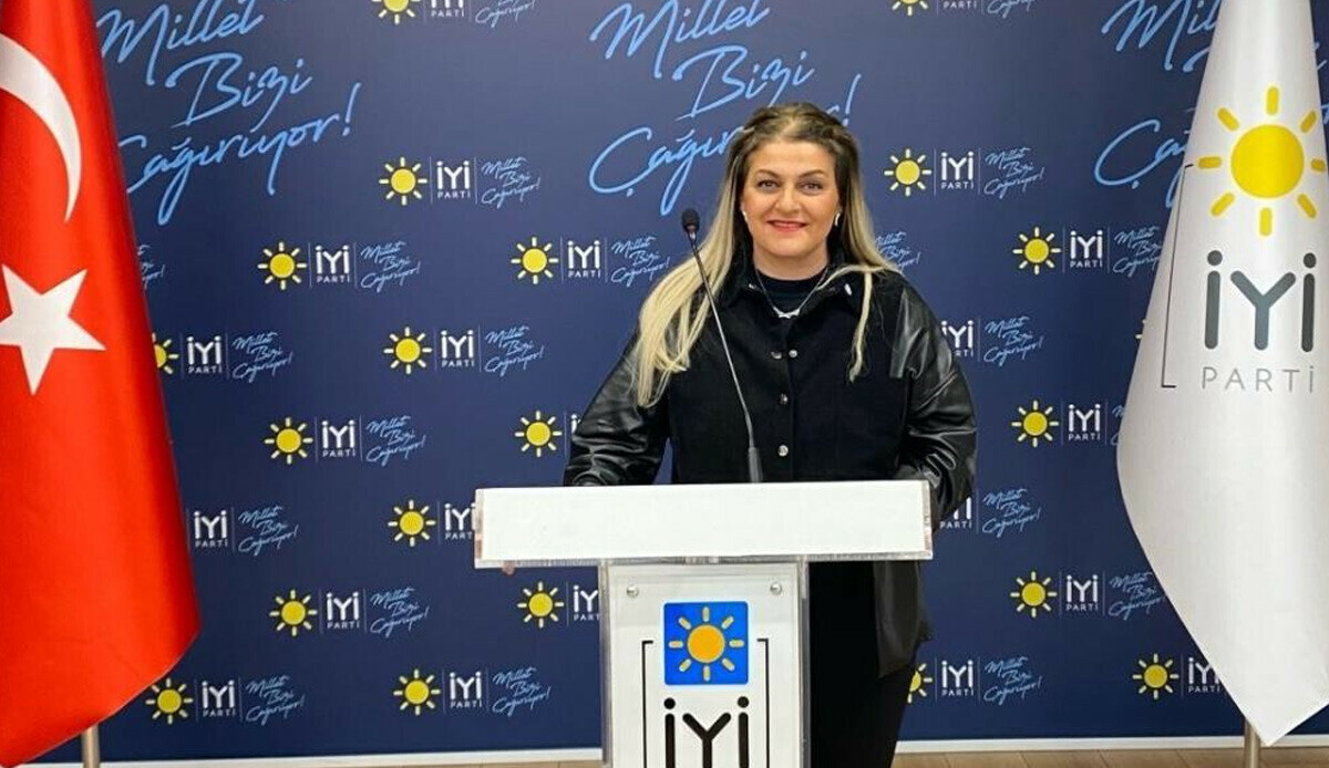 Liste depremi yıkıp geçmeye devam ediyor: İYİ Parti'de bir istifa daha Liste depremi yıkıp geçmeye devam ediyor: İYİ Parti'de bir istifa daha