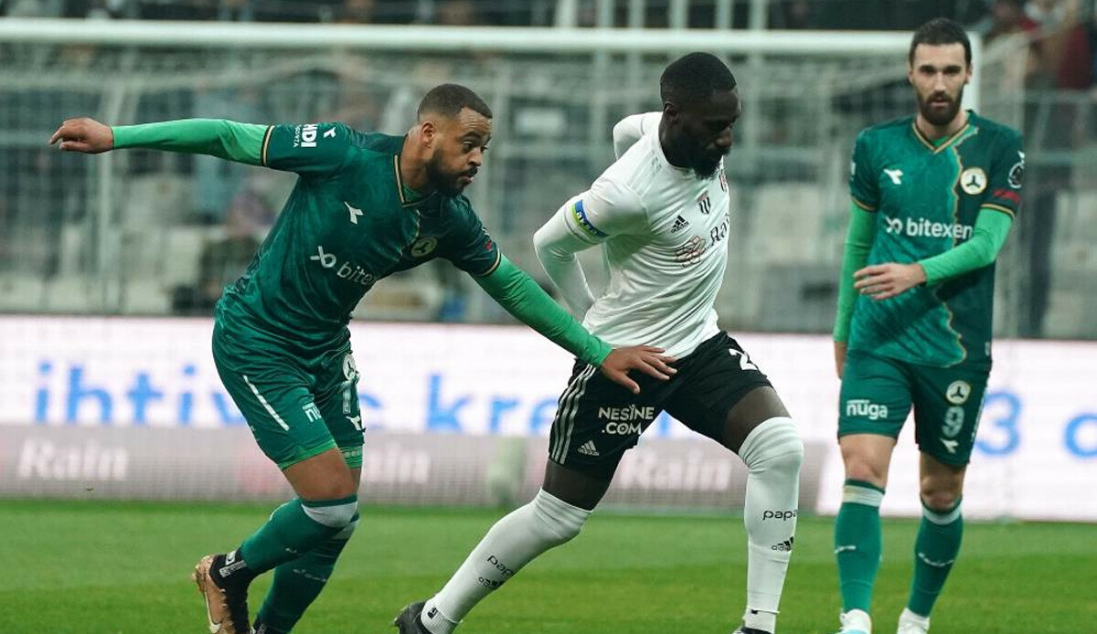 Arthur Masuaku'nun satın alma opsiyonu ne kadar? Beşiktaş'ın sol bekinin durumu kesinleşti Arthur Masuaku'nun satın alma opsiyonu ne kadar? Beşiktaş'ın sol bekinin durumu kesinleşti
