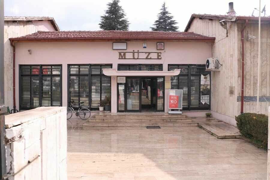 Afyonkarahisar'da bulunan küplerin içinden insan kemikleri çıktı!