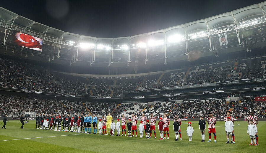 Teşekkürler Atletico Madrid... La Liga devi depremzedelere yardım için İstanbul'da Beşiktaş'la karşılaştı
