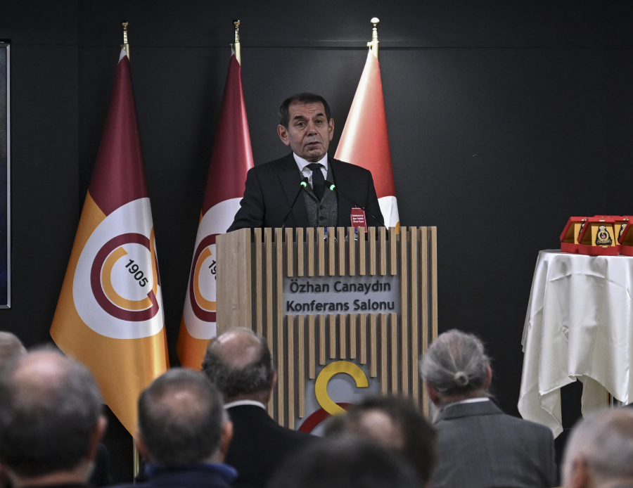 Dursun Özbek'ten Fenerbahçe'ye gönderme: Rakiplerimiz Galatasaray'a karşı tutumları var Dursun Özbek'ten Fenerbahçe'ye gönderme: Rakiplerimiz Galatasaray'a karşı tutumları var