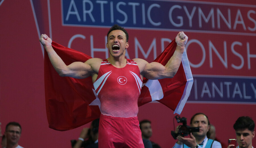 Milli cimnastikçi Adem Asil Avrupa Artistik Cimnastik Şampiyonası'nda altın madalya kazandı