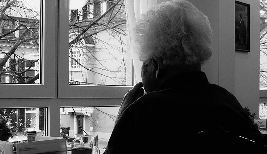 Bilim dünyası bunu konuşuyor! Alzheimer'a elektrikli tedavi Bilim dünyası bunu konuşuyor! Alzheimer'a elektrikli tedavi