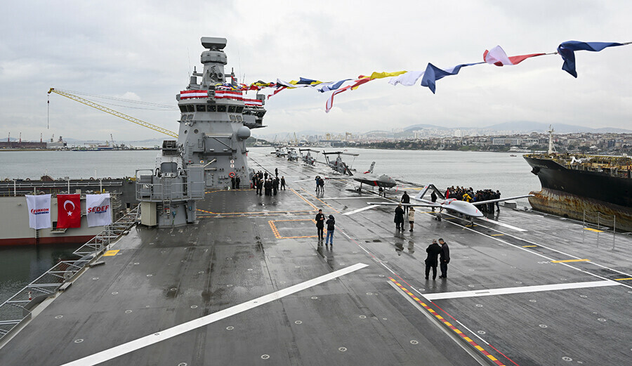Dünyada 14'üncü ülke olacağız: SİHA gemisi tamam, sırada yerli 'uçak gemisi' var Dünyada 14'üncü ülke olacağız: SİHA gemisi tamam, sırada yerli 'uçak gemisi' var