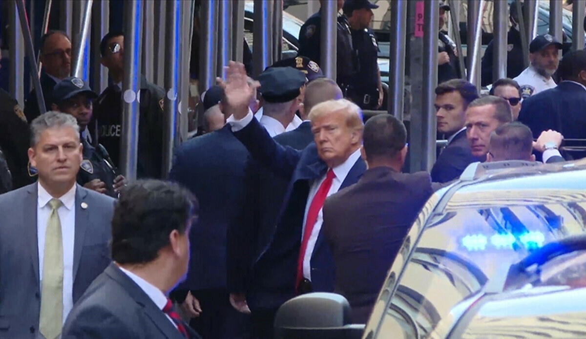 Trump, eski avukatını mahkemeye verdi: 500 milyon dolarlık dava Trump, eski avukatını mahkemeye verdi: 500 milyon dolarlık dava