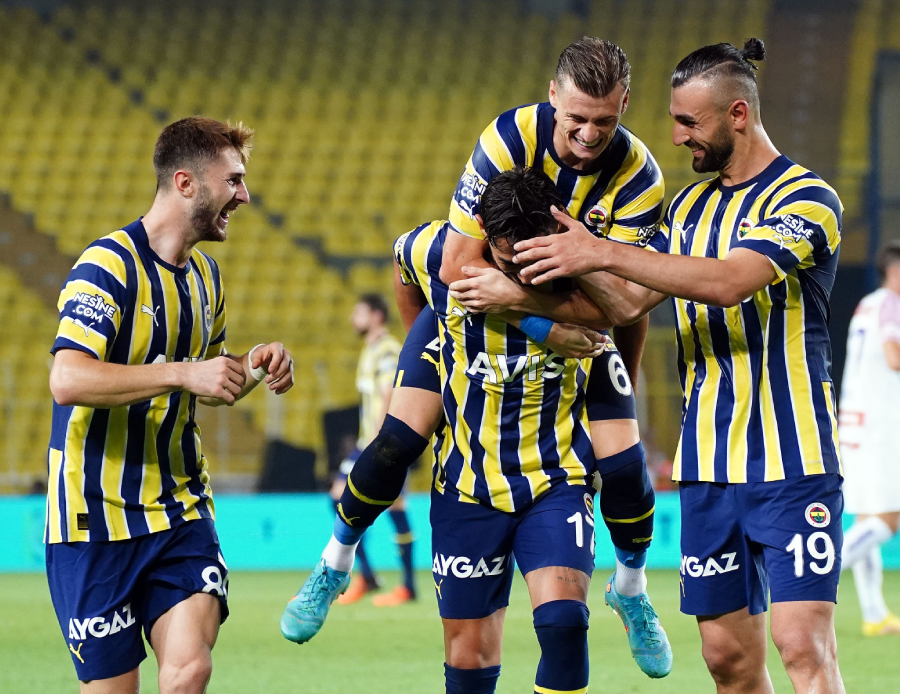 Fenerbahçe'de Altay Bayındır şoku! Milli kaleci Ankaragücü maçında yok