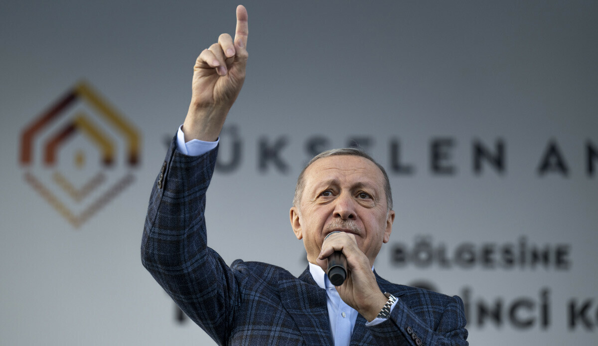 Son dakika: Cumhurbaşkanı Erdoğan Şanlıurfa'da muhalefete sert yüklendi: Seçim kirli pazarlıklarla kazanılmıyor Son dakika: Cumhurbaşkanı Erdoğan Şanlıurfa'da muhalefete sert yüklendi: Seçim kirli pazarlıklarla kazanılmıyor