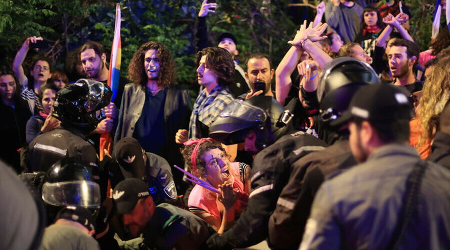 Yargı reformu ateşi sönmüyor! İsrailliler yine sokakalarda Yargı reformu ateşi sönmüyor! İsrailliler yine sokakalarda