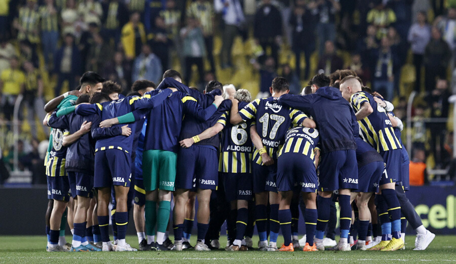 Jorge Jesus: Neden Galatasaray hep bizden önce oynuyor?