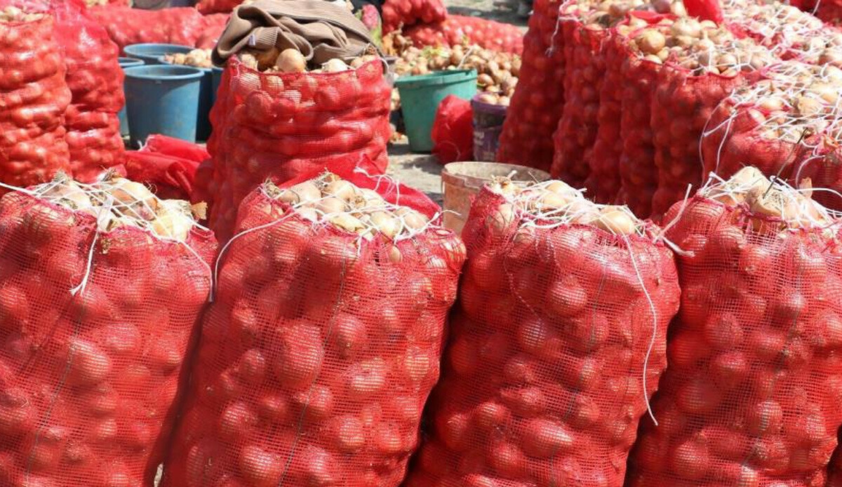 Artan soğan fiyatlarının nedeni belli oldu! Üretici tarih vererek konuştu: Pek yakında etiketlerde düşüş olacak
