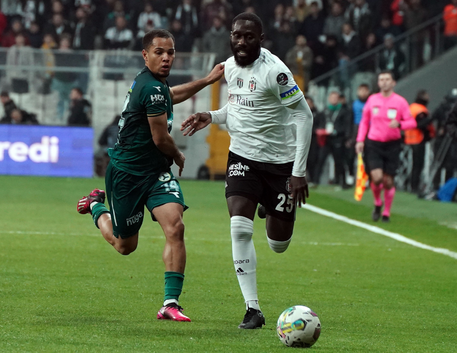 Son dakika: Beşiktaş, Masuaku transferini duyurdu! Yıldız oyuncunun maliyeti açıklandı