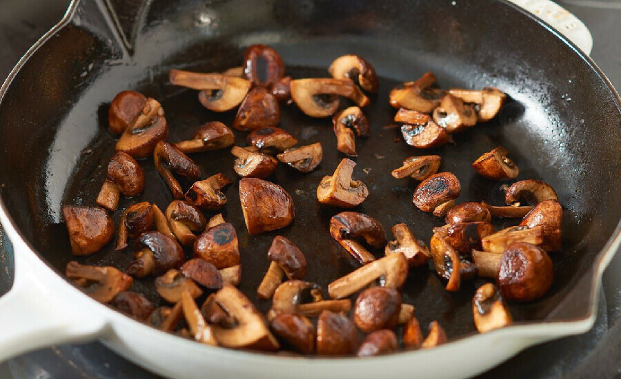 Sakın ikinci kez ısıtıp tüketmeyin! Resmen zehir saçıyor