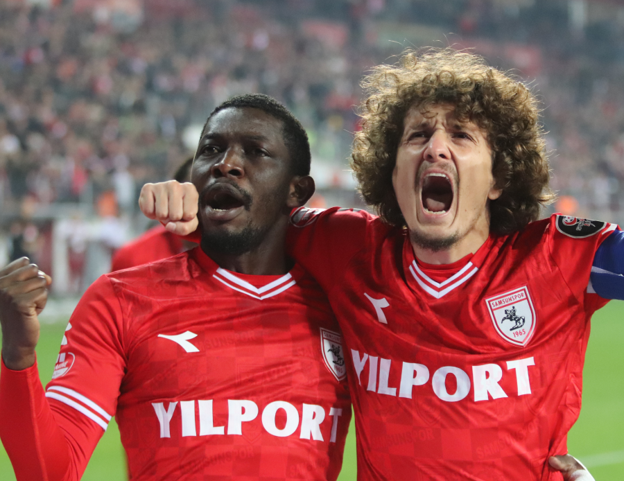 Samsunspor Süper Lig'e kırmızı kazakla yükseldi! Hüseyin Eroğlu şampiyonluk sonrası ilk kez itiraf etti Samsunspor Süper Lig'e kırmızı kazakla yükseldi! Hüseyin Eroğlu şampiyonluk sonrası ilk kez itiraf etti