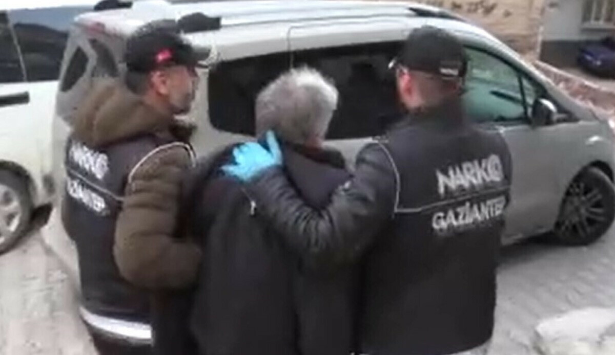Gaziantep'te 49. Kökünü Kurutma Operasyonunda 87 kişi tutuklandı Gaziantep'te 49. Kökünü Kurutma Operasyonunda 87 kişi tutuklandı