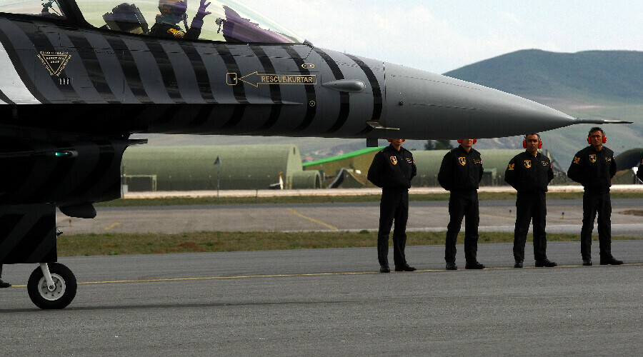 ABD'nin F-16 adımı Yunan medyasına  ABD'nin F-16 adımı Yunan medyasına