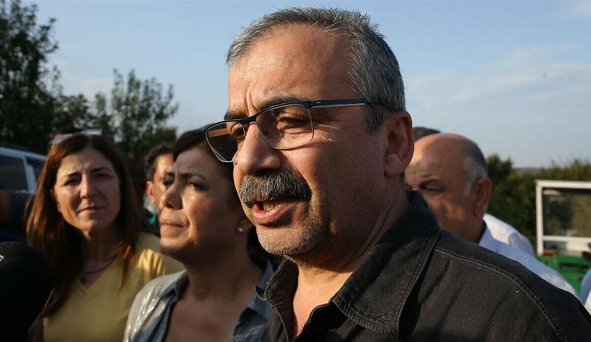 HDP'li Sırrı Süreyya Önder'den Kürt sorunu için skandal sözler HDP'li Sırrı Süreyya Önder'den Kürt sorunu için skandal sözler