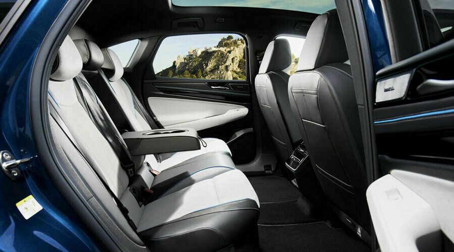 'Aşiret paket' gitti, yenisi geldi... Passat’ı unutun: Volkswagen tamamen elektrikli ID.7’yi tanıttı 'Aşiret paket' gitti, yenisi geldi... Passat’ı unutun: Volkswagen tamamen elektrikli ID.7’yi tanıttı