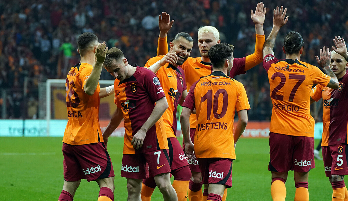 Galatasaray'dan şehir turu! Kalan 7 maçın 6'sı İstanbul'da Galatasaray'dan şehir turu! Kalan 7 maçın 6'sı İstanbul'da