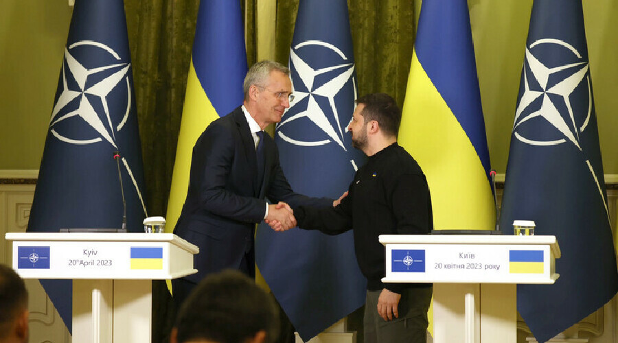 Stoltenberg Ukrayna'yı ziyaret etti, Kremlin tepki gösterdi Stoltenberg Ukrayna'yı ziyaret etti, Kremlin tepki gösterdi