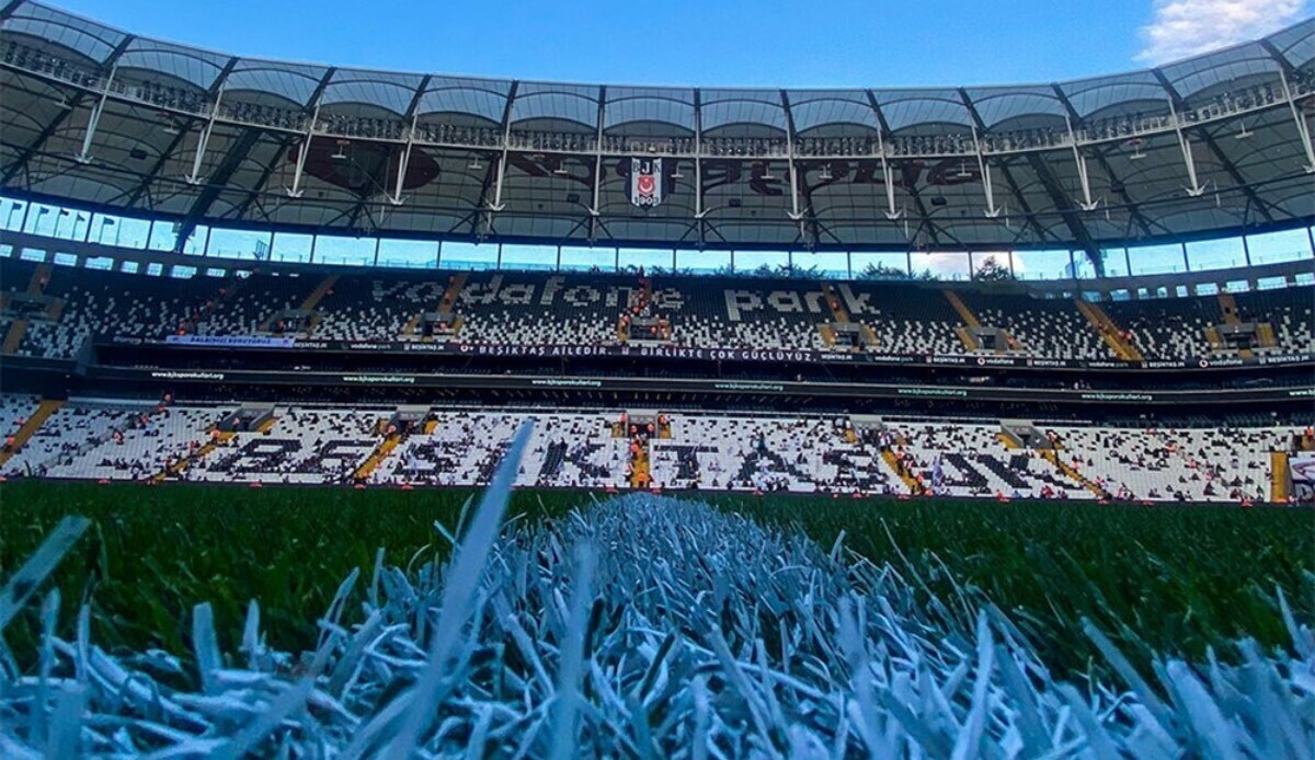 Dev gelir beklentisi! Beşiktaş yönetimi stadyum isim hakkı görüşmelerinde sona yaklaştı Dev gelir beklentisi! Beşiktaş yönetimi stadyum isim hakkı görüşmelerinde sona yaklaştı