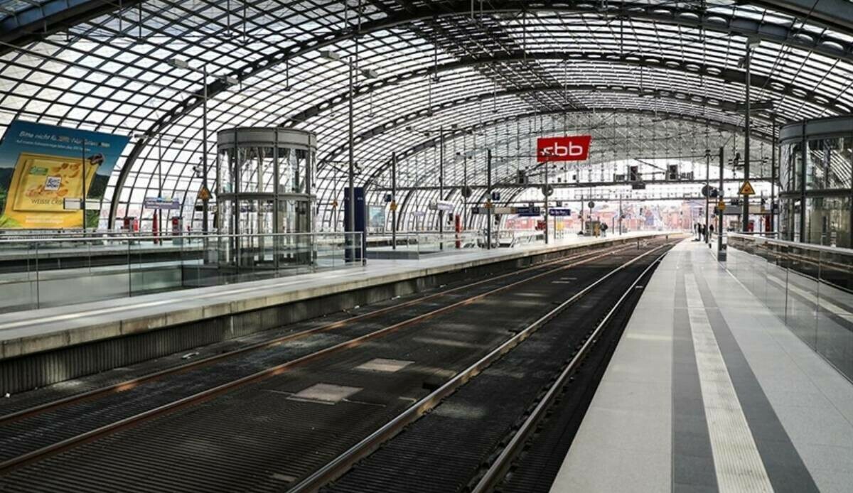 Almanya felç oldu! Tamamen boş kaldı