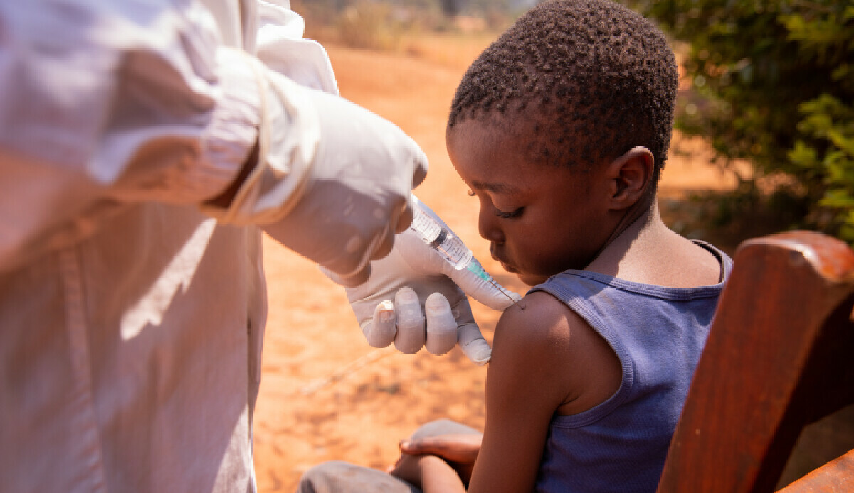 Afrika ülkelerinin amansız mücadelesi: Sıtmaya karşı yeni bir aşı Afrika ülkelerinin amansız mücadelesi: Sıtmaya karşı yeni bir aşı