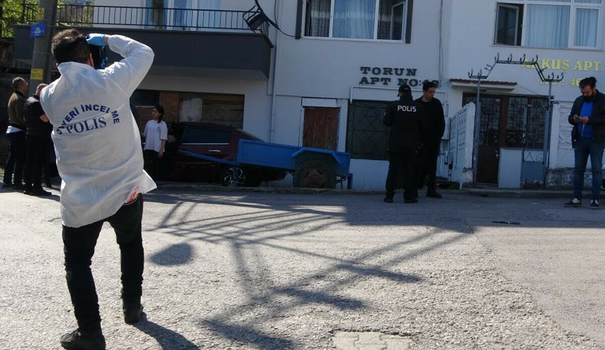 Kocaeli’de kan donduran cinayet! Ağabeyini uykusunda öldürdü, elinde bıçakla evden kaçtı Kocaeli’de kan donduran cinayet! Ağabeyini uykusunda öldürdü, elinde bıçakla evden kaçtı