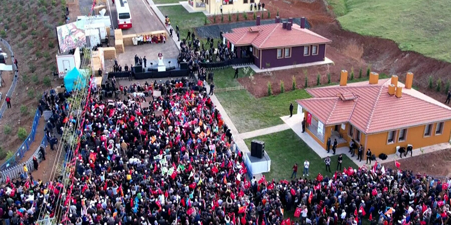 Son dakika... Cumhurbaşkanı Erdoğan çiftçilere 10 yeni müjdeyi peş peşe sıraladı: Faizsiz kredi desteği Son dakika... Cumhurbaşkanı Erdoğan çiftçilere 10 yeni müjdeyi peş peşe sıraladı: Faizsiz kredi desteği