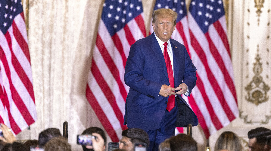 ABD'de Başkanlık yarışı kızışıyor, DeSantis Trump karşısında tökezliyor ABD'de Başkanlık yarışı kızışıyor, DeSantis Trump karşısında tökezliyor