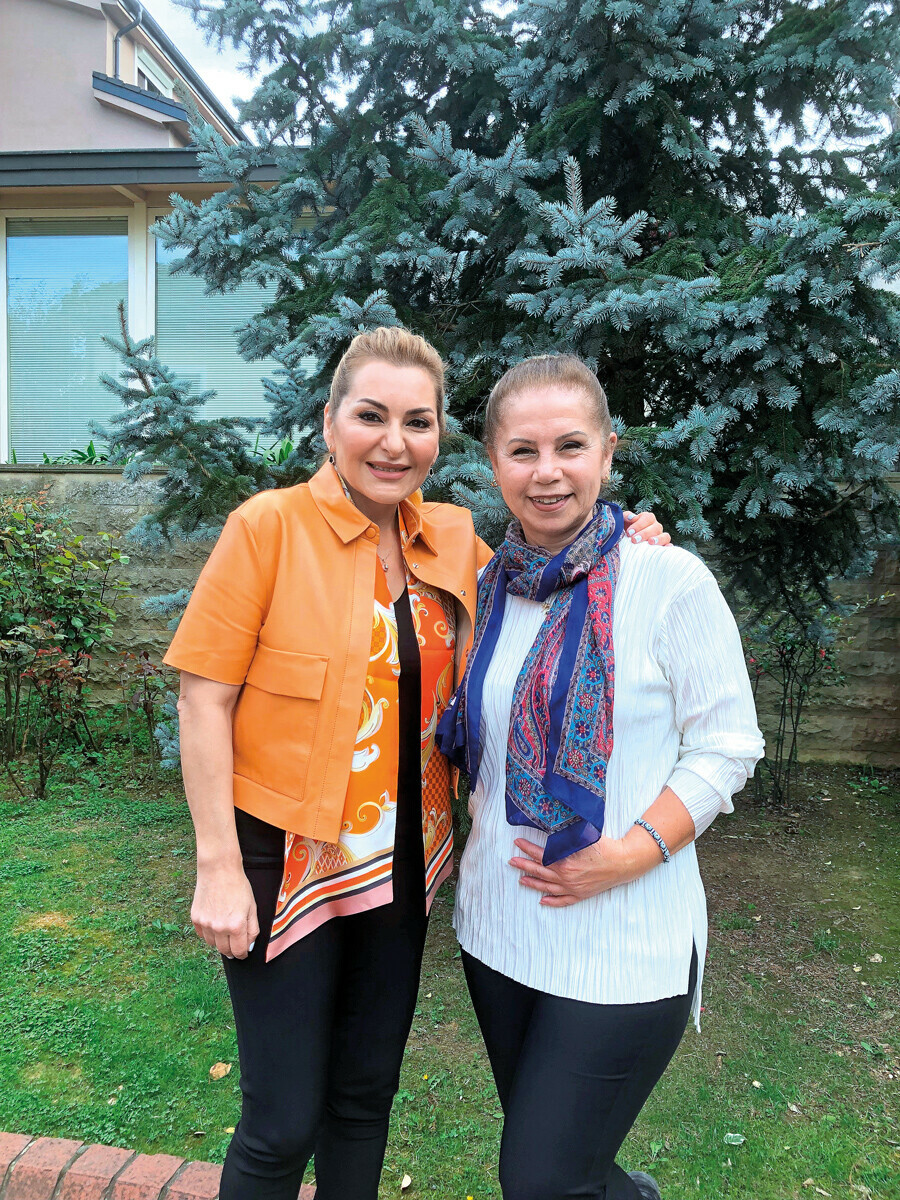 Sanal aşklar yuva yıkıyor! Online flört aile yapısını dinamitliyor