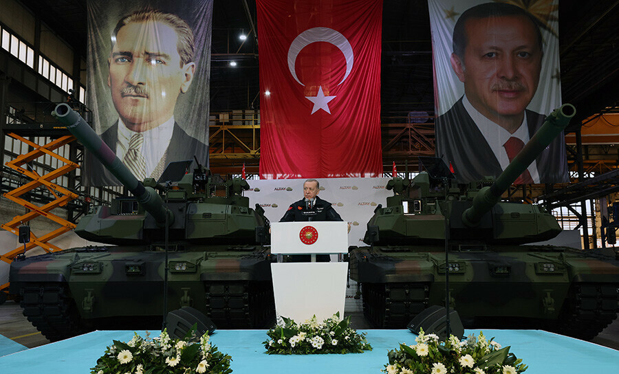 Mehmetçik'in gücüne güç katacak! İşte Yeni Altay Tankı'nın dikkat çeken özellikleri Mehmetçik'in gücüne güç katacak! İşte Yeni Altay Tankı'nın dikkat çeken özellikleri