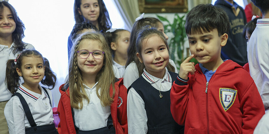 CHP Genel Başkanı Kılıçdaroğlu, depremzede çocuklarla bir araya geldi