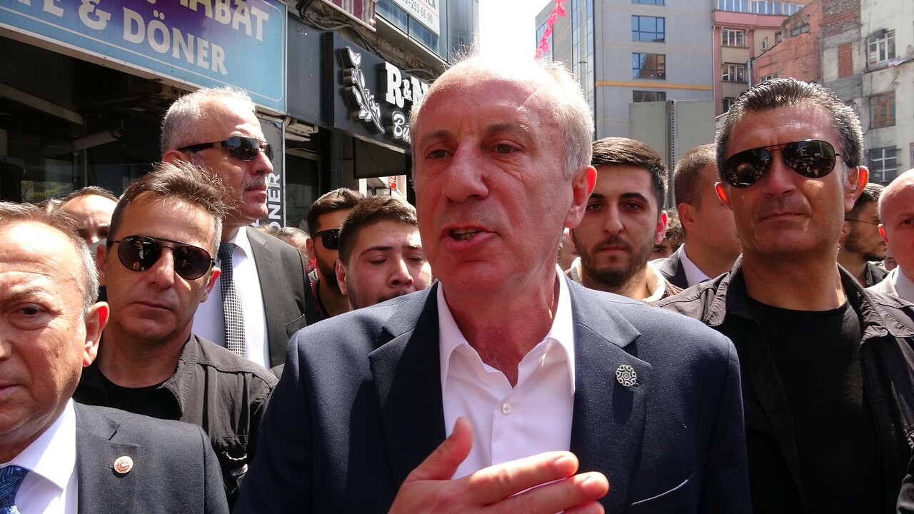 İnce'den, 'AK Parti'nin polisi nasıl sizi koruyor' diye soran vatandaşa tokat gibi cevap İnce'den, 'AK Parti'nin polisi nasıl sizi koruyor' diye soran vatandaşa tokat gibi cevap
