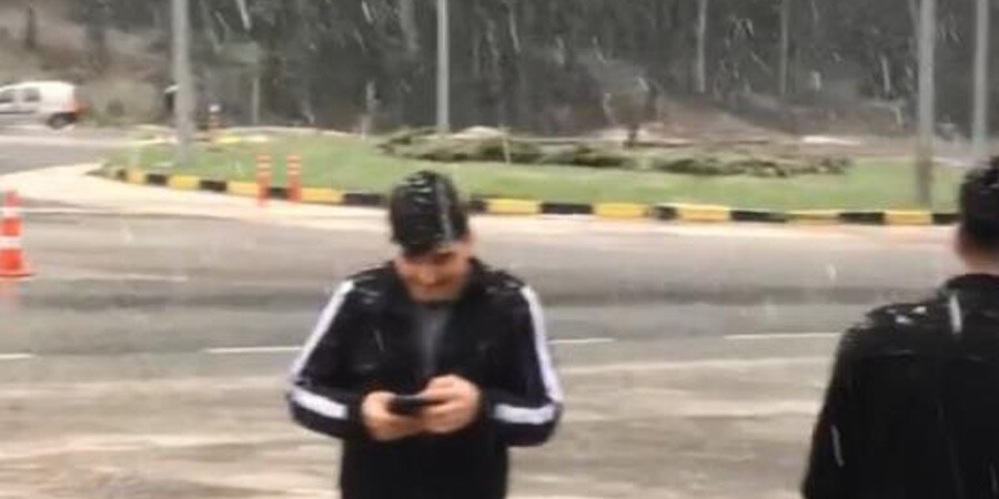 Ilgaz Dağı'nda nisan ayında kar sürprizi! Lapa lapa yağdı