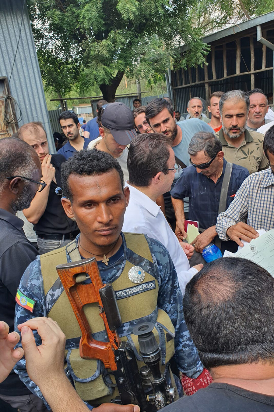 Bakan Çavuşoğlu tahliyelerle ilgili son durumu paylaştı: 1490 kişi otobüslerle yola çıktı Bakan Çavuşoğlu tahliyelerle ilgili son durumu paylaştı: 1490 kişi otobüslerle yola çıktı