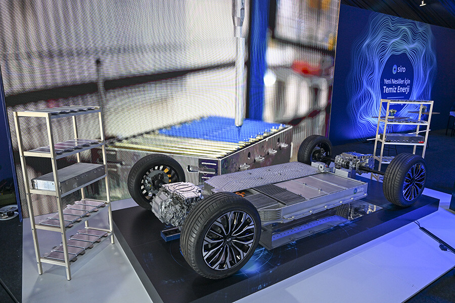 Togg işe 60 yıllık hayal gerçek oldu! Şimdi sıra yerli bataryada