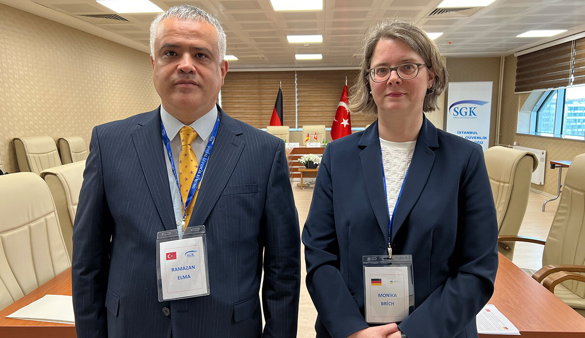 Sosyal güvenlikte merak edilen sorular ‘Türkiye-Almanya Danışma Günleri'nde cevaplanıyor Sosyal güvenlikte merak edilen sorular ‘Türkiye-Almanya Danışma Günleri'nde cevaplanıyor