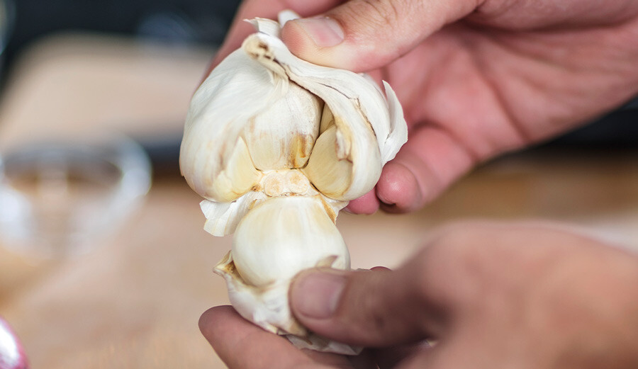 Meğer yanlış biliyormuşuz… Sarımsağı hap gibi yutanlar dikkat! - 2. Resim