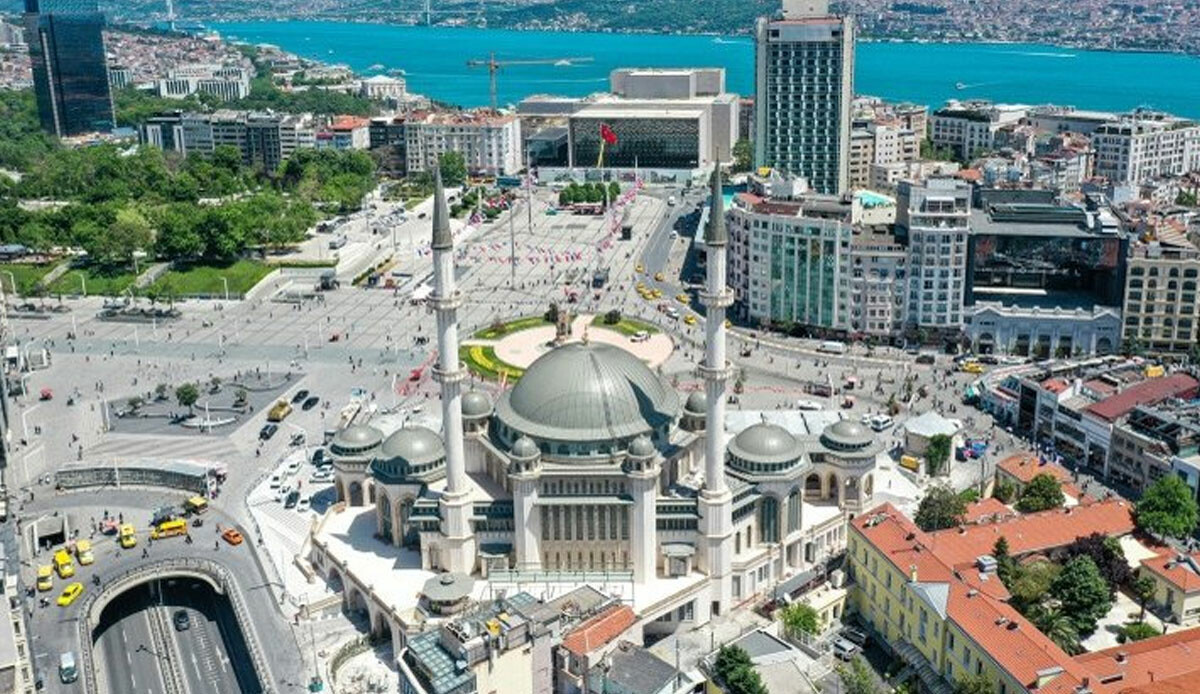 Basın İlan Kurumu, Taksim Camisi&#039;nin yapım serüvenini kitaplaştırdı