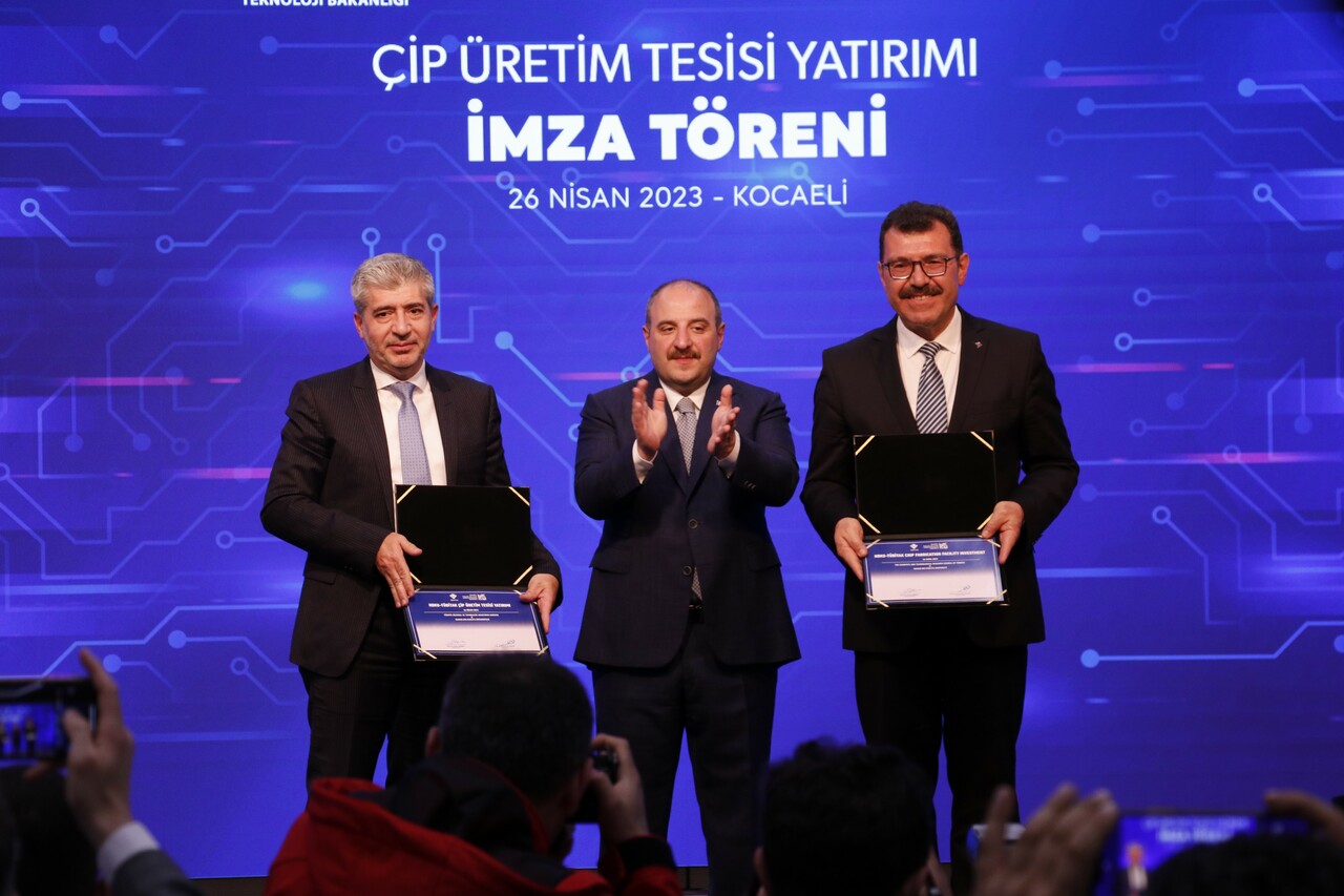 12 ay içinde başlıyor! Türkiye 65 nanometre çip üretecek 12 ay içinde başlıyor! Türkiye 65 nanometre çip üretecek